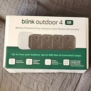 Blink Outdoor 4 XR 4 Cameras includes Sync Module NEW EXTENDED RANGE